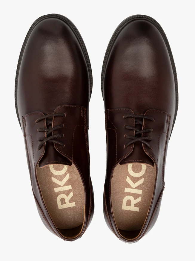 Braune Herrenhalbschuhe mit hellem Boden