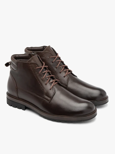 Dunkelbraune Herrenstiefel im Freizeitstil