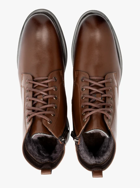 Braune Herrenstiefel mit Isolierung aus natürlichem Schafsleder