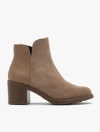 Sandstiefel mit dekorativer Lederkombination