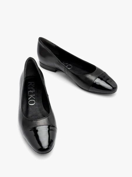 Schwarze Damenballerinas mit lackierter Nase