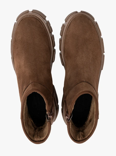 Braune Damenstiefel aus Veloursleder mit dicker Sohle