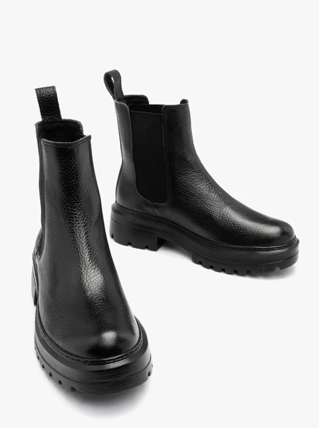 Schwarze Slingbacks für Frauen auf dicken Sohlen