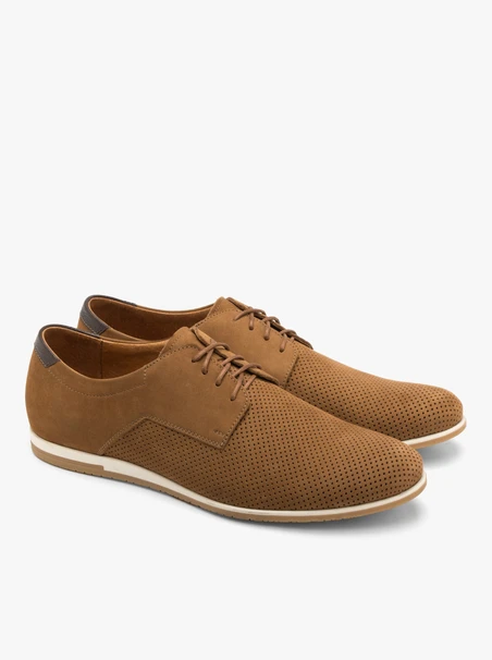 Brown men’s shoes with decorative perforation