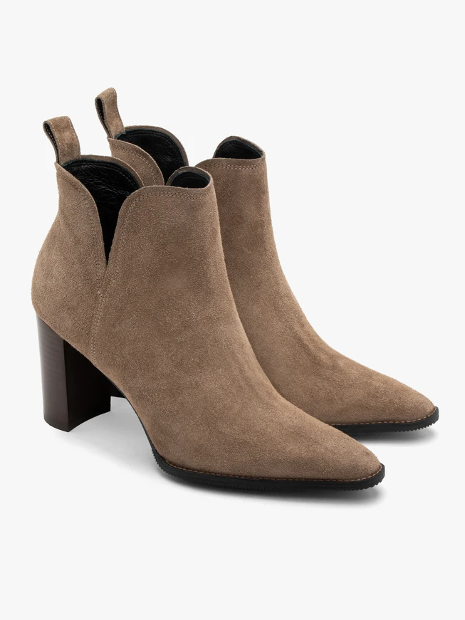 Sand block-heel ankle boots with ankle cutout
