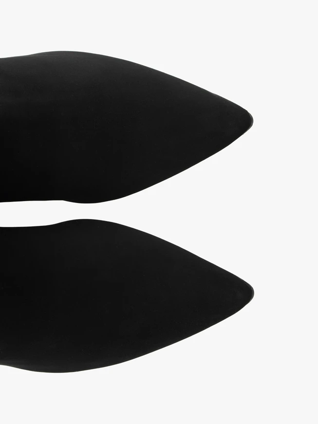 Flexible Stiefel mit breitem Stiletto-Schaft