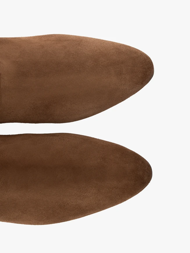 Braune Velourslederstiefel mit Stilettoabsatz