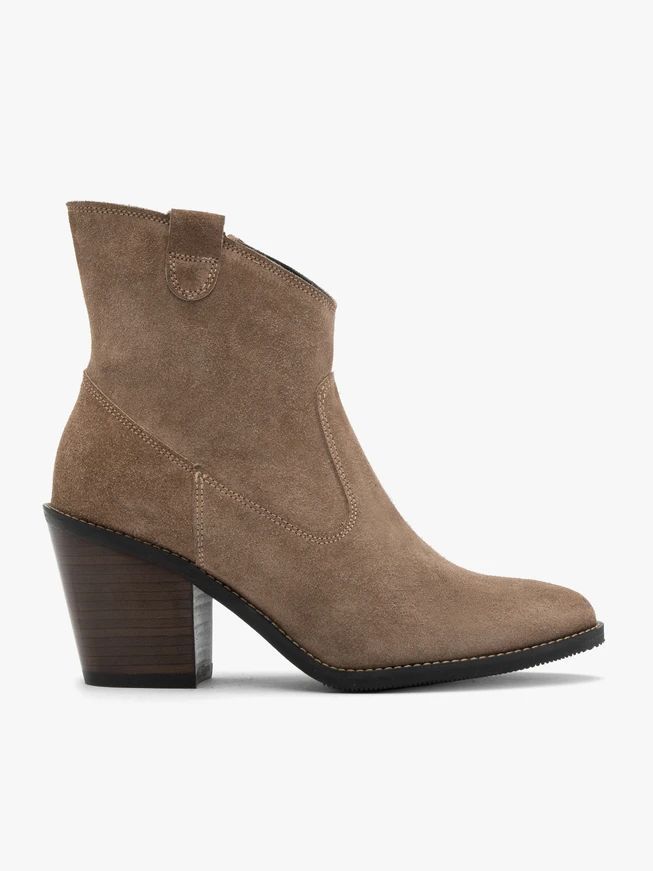 Cowboy-Stiefel aus Velours mit dekorativem Schaft