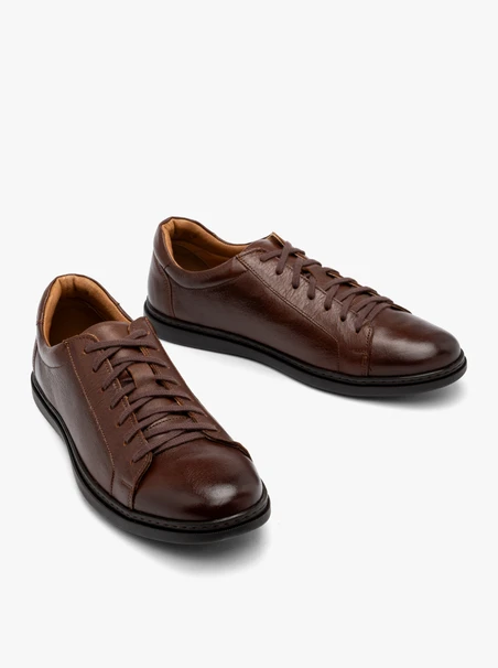 Braune Herren-Halbschuhe im Sport-Stil