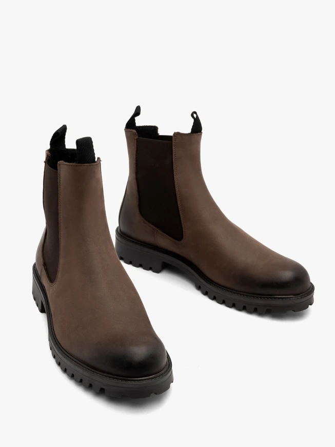 Herren Slipper aus Nubuk mit Traktorsohle