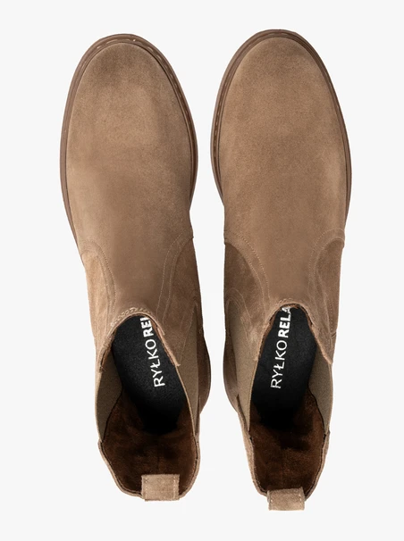 Beigefarbene Damen-Slingbacks aus Veloursleder auf leichtem Grund