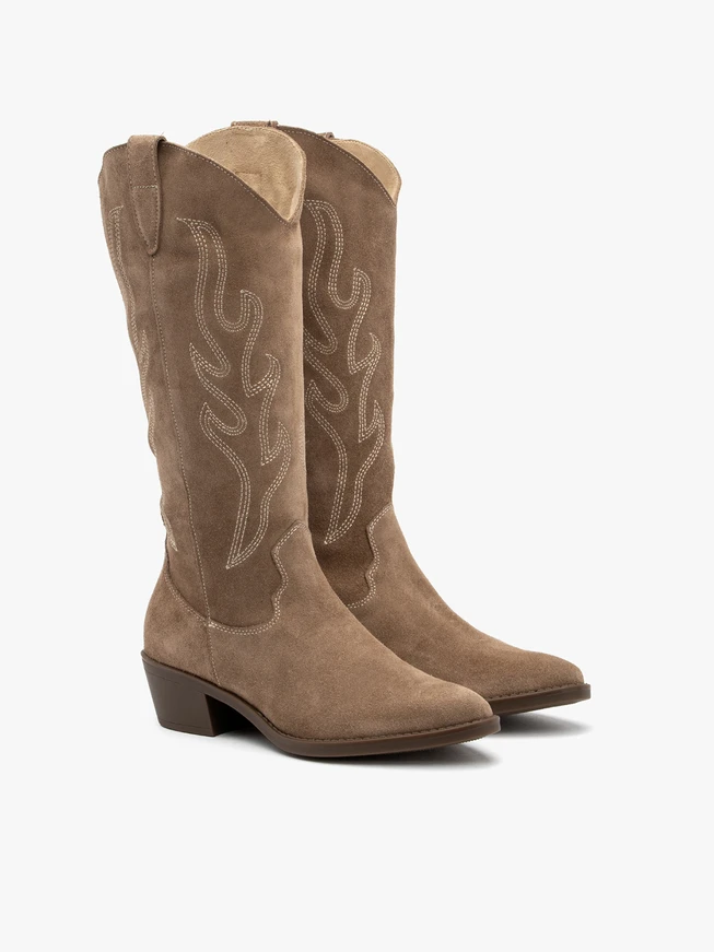Cowboystiefel aus Velours mit dekorativer Stickerei
