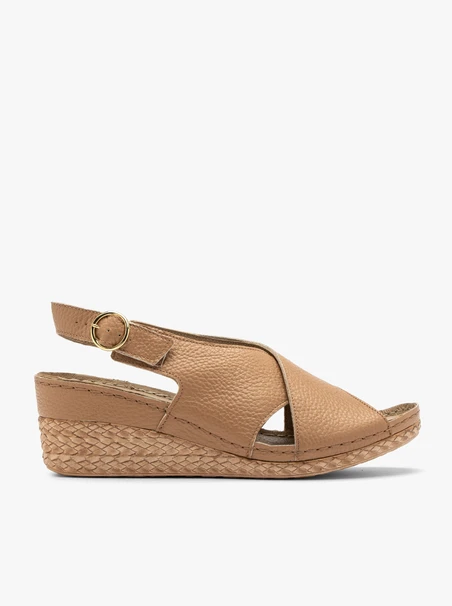 Dunkelbeige Plateausandalen