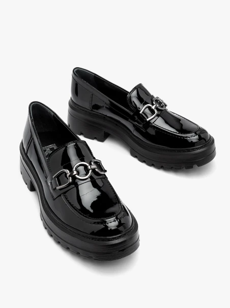 Black patent loafers with ornament