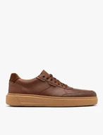 Brown sporty shoes with thick sole