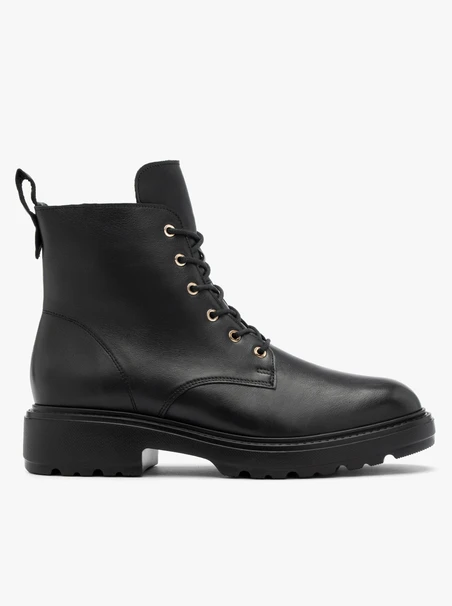 Schwarze Damenstiefel mit leichter Sohle