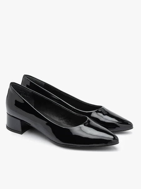 Black patent low-heel pumps