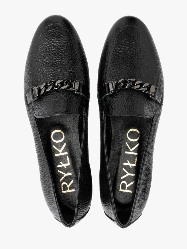 Black women’s loafers