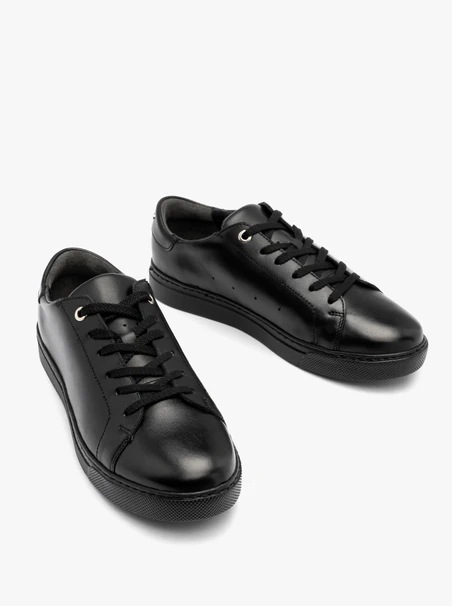 Sportliche Damen-Halbschuhe in Schwarz
