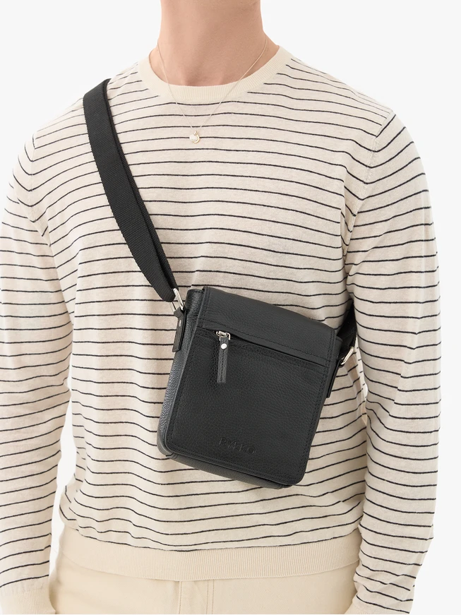 Kleine Herrentasche in Schwarz