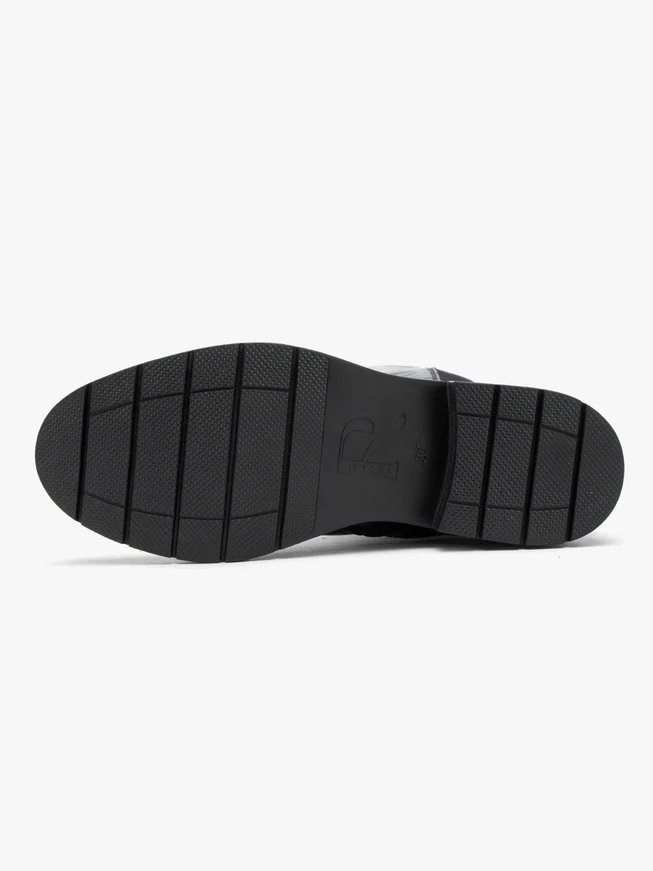 Schwarze Stiefel mit flexiblem, schmalem Schaft