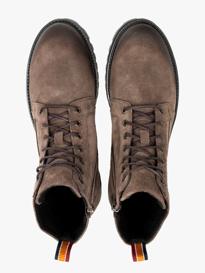 Gray-brown men’s suede boots