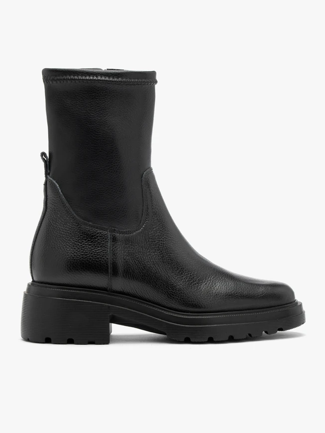 Damenstiefel mit leichtem Boden und flexiblem Schaft