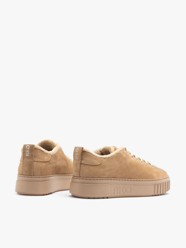 Isolierte Sportschuhe aus Veloursleder in der Farbe Beige