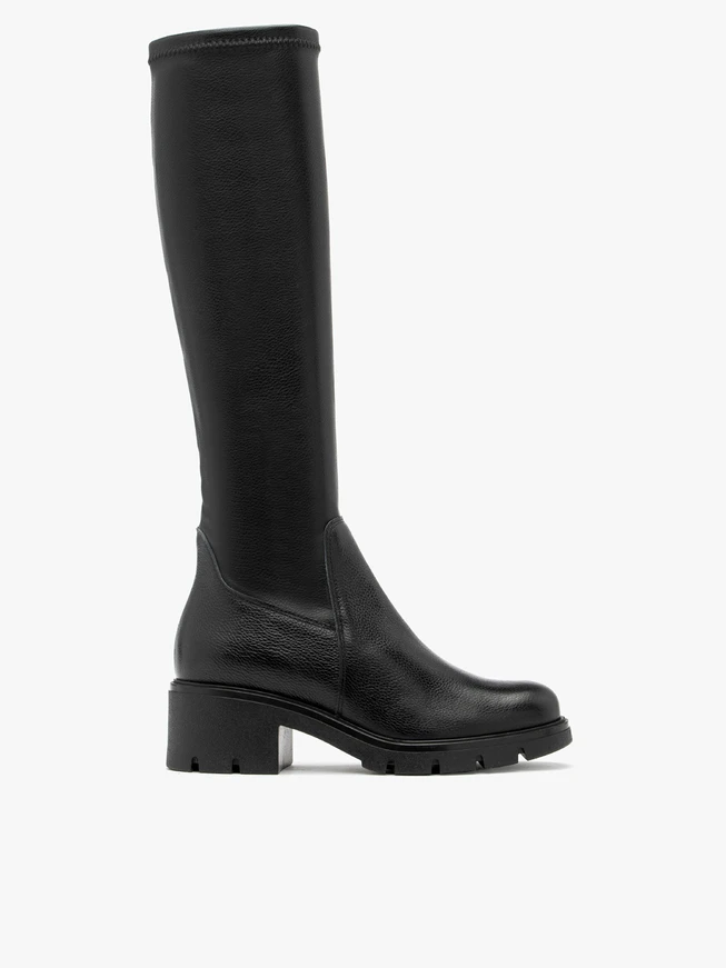 Schwarze Gummistiefel mit schmalem Schaft