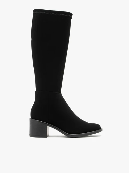 Stretch boots with wide shaft