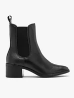 Black women’s Chelsea boots with heel