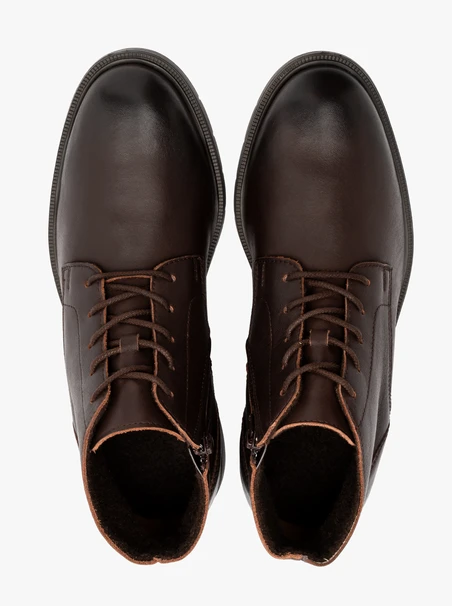 Braune Herrenstiefel im Freizeitstil
