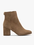 Klassische Veloursstiefel
Damenstiefel auf einem massiven Block