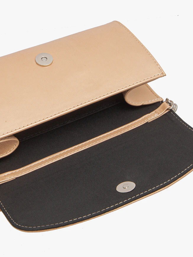Kleine goldene Clutch-Tasche