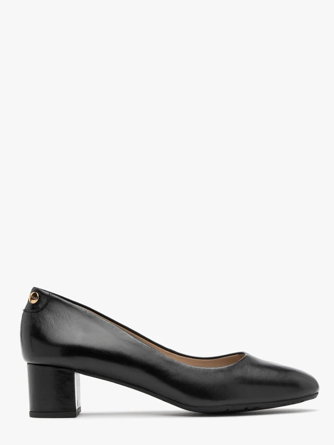 Schwarze niedrige Stiletto-Pumps