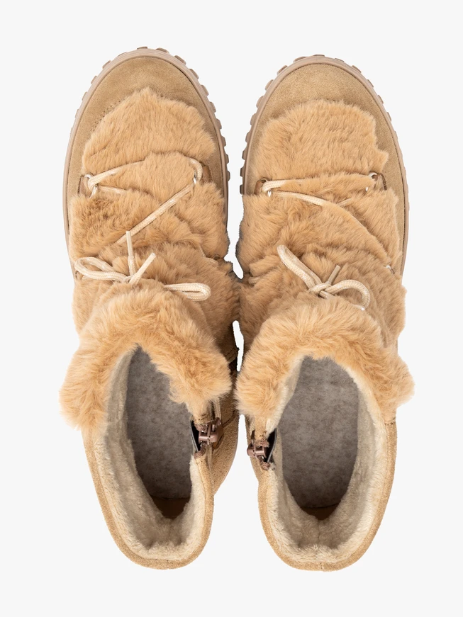 Beige short insulated women’s snow boots
