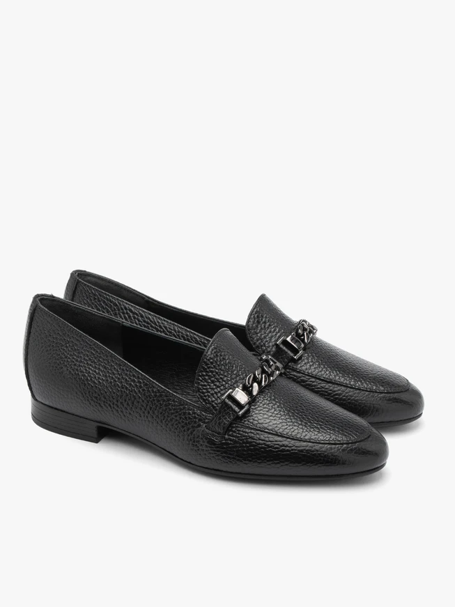 Black women’s loafers