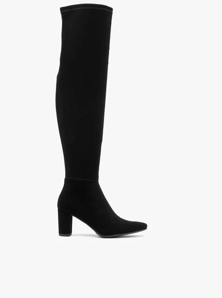 Hohe elastische Stiefel mit Stilettoabsatz