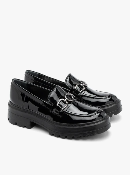 Black patent loafers with ornament