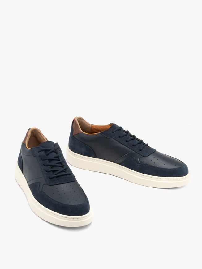 Navy men’s sneakers