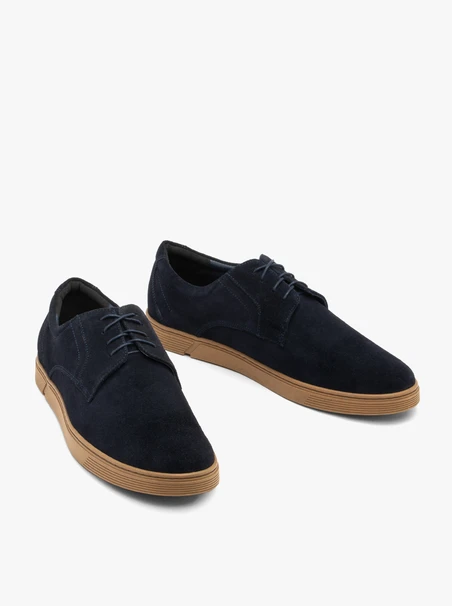 Granatowe półbuty męskie w stylu casual