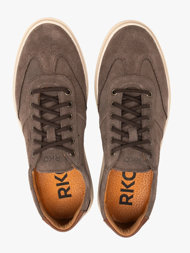 Brown sporty men’s shoes