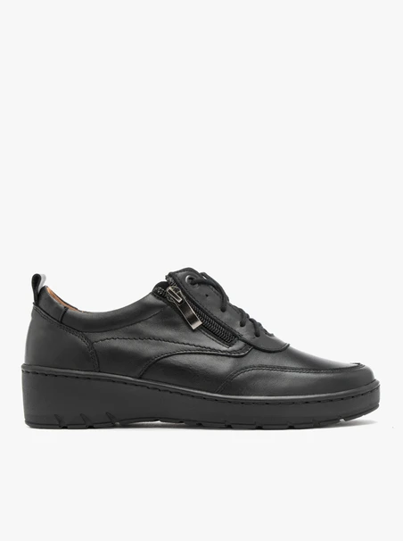 Schwarze niedrige Plateauschuhe für Frauen