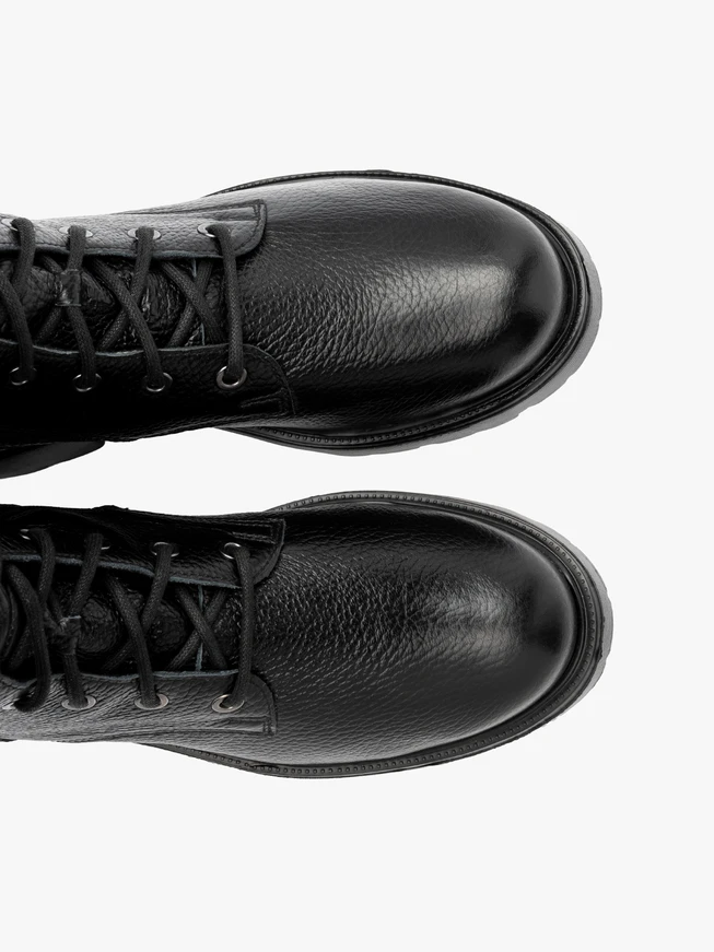 Schwarze hohe Damenstiefel