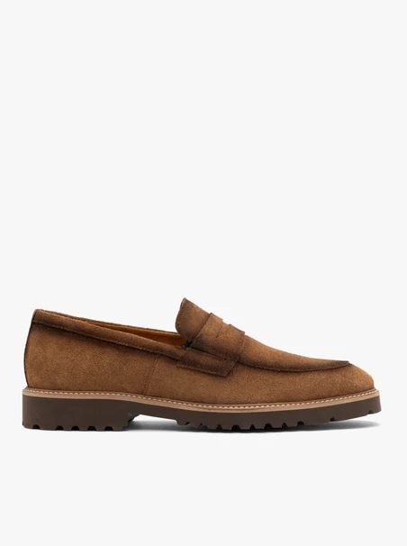 Veloursmokassins im lässigen Stil