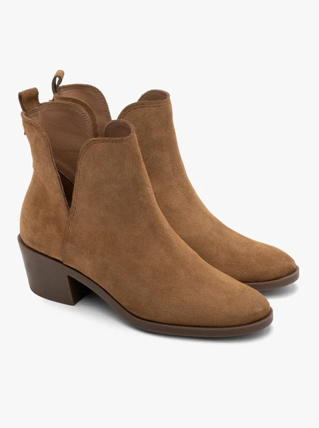 Suede ankle boots with cut-out shaft