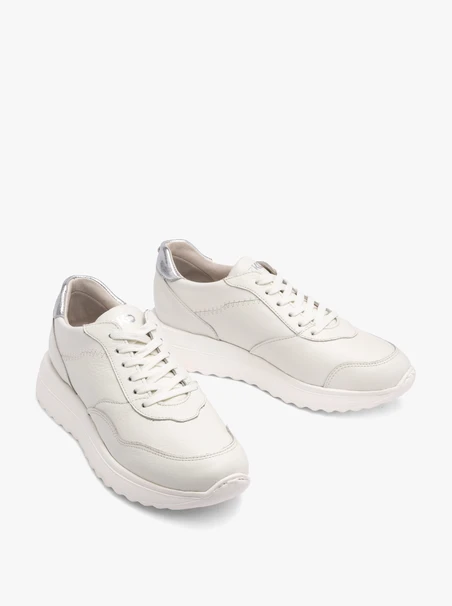 Cream sporty shoes with silver heel insert