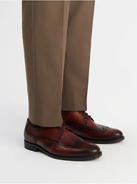 Dunkelbraune elegante Herren Brogues