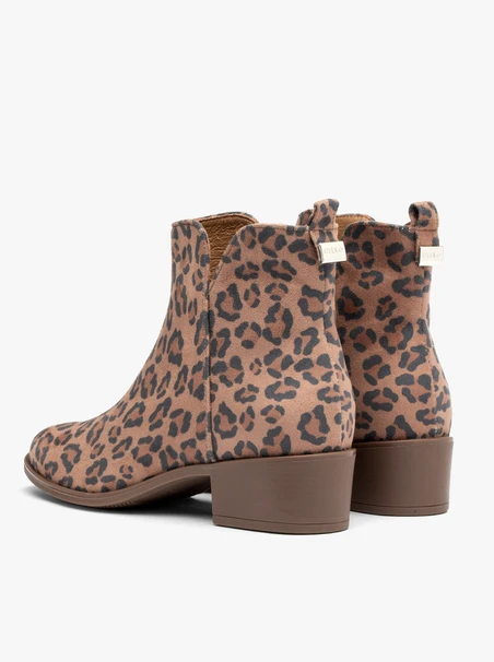 Damenstiefel mit Leopardenmuster