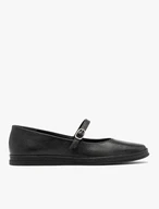 Black ballerinas with strap